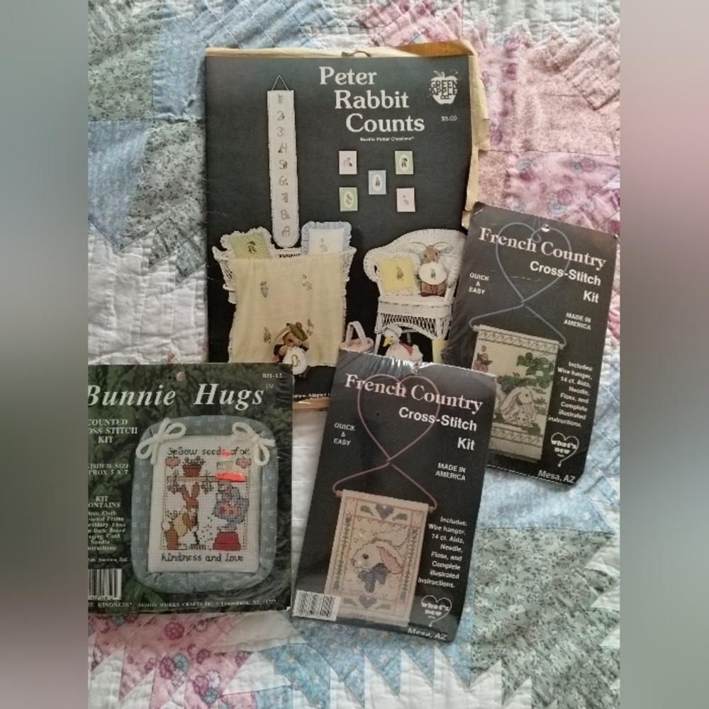 Vintage Peter Rabbit Lot - Picture 3 of 4